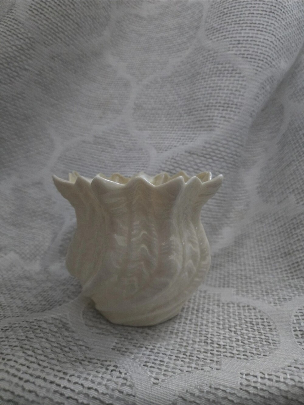 VINTAGE Belleek Ireland Neptune Twist Shell Vase 6th Mark 3rd Green No.0657